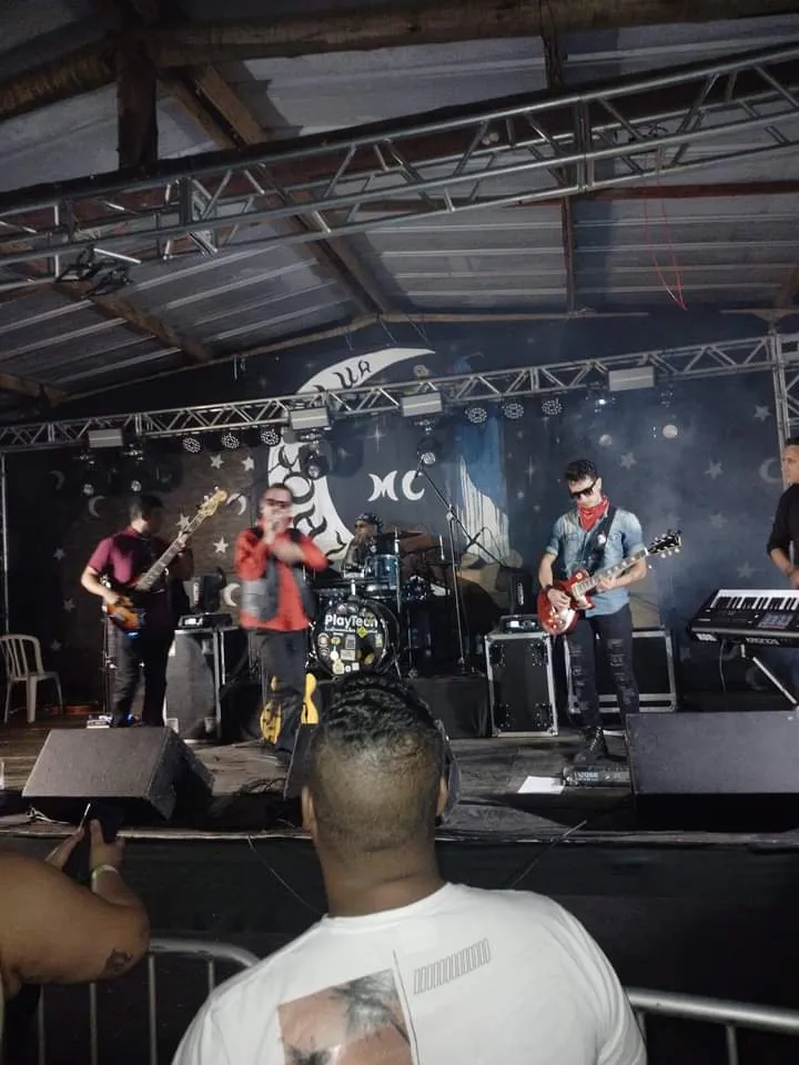 Música e Novas Amizades Palco